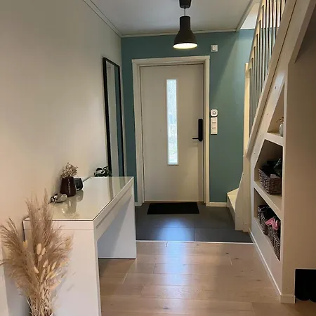 Villa - Home, Close To Airport And The *