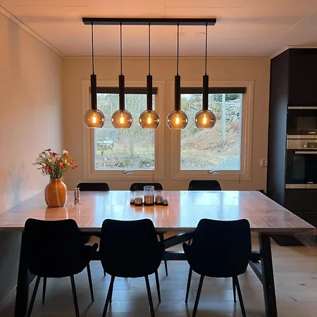 别墅 - Home, Close To Airport And The *