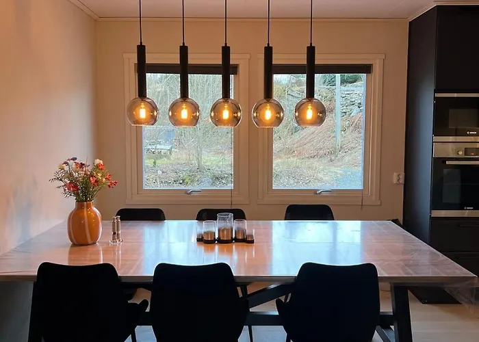 别墅 - Home, Close To Airport And The *